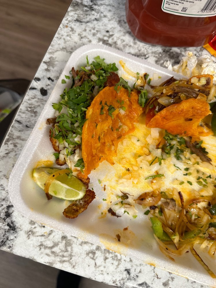 Food from Los Gallos