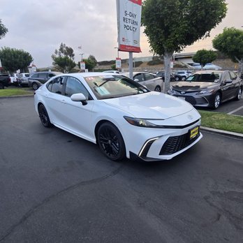 Longo Toyota - Car Dealers Near Me - El Monte, California Longo Toyota - Car Dealers Near Me - El Monte, California