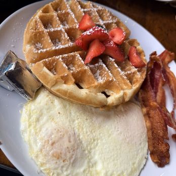 Mama's Egg House - Breakfast & Brunch Near Me - Idyllwild, California
