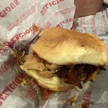 Good Stuff Eatery - American Near Me - Washington, DC, District of Columbia