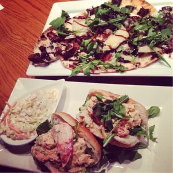 At The Corner - Flatbread with mushrooms, caramelized onions, arugula, Brie and balsamic and lobster sliders. DELICIOUS!! - Beer Bar Near Me - Litchfield, Connecticut