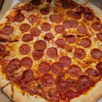Stone Pine Pizza - Pepperoni - Food Trucks Near Me - Bend, Oregon