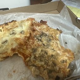This was supposed to be create your own calzone, pepperoni and mushrooms. I only got mushrooms.
