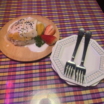 Old Weang Ping Village - mango sticky rice was phenomenal dessert - Thai Near Me - Oakland, California