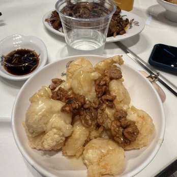 Super Dumpling - Honey Walnut Shrimp 核桃虾仁 - Noodles Near Me - Orange, California
