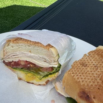 Zonda Meats - Roasted Turkey Sandwich - Butcher Near Me - Corte Madera, California Zonda Meats - Roasted Turkey Sandwich - Butcher Near Me - Corte Madera, California