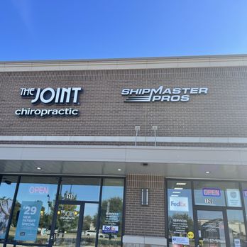 ShipMaster Pros - Out front - Shipping Centers Near Me - North Richland Hills, Texas ShipMaster Pros - Out front - Shipping Centers Near Me - North Richland Hills, Texas