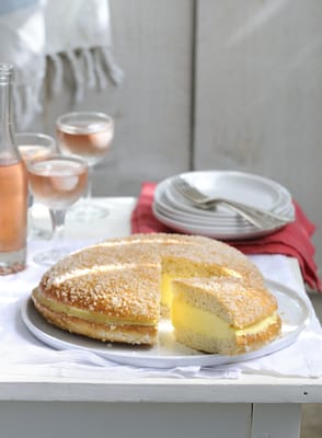 La Tarte Tropézienne Pâtisserie Viennoiserie Sandwicherie Pain by null