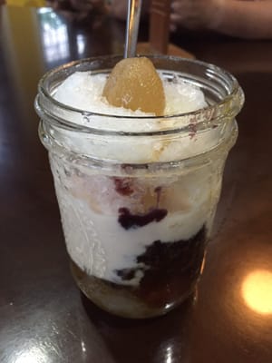 Aling Taleng's Halo-Halo by null