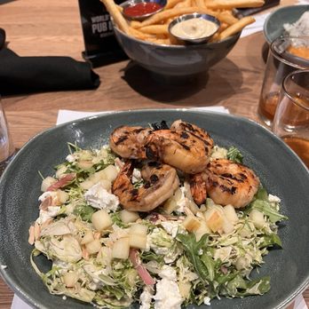 Guinness Open Gate Brewery - Brussels sprouts salad with shrimp - Breweries Near Me - Chicago, Illinois Guinness Open Gate Brewery - Brussels sprouts salad with shrimp - Breweries Near Me - Chicago, Illinois