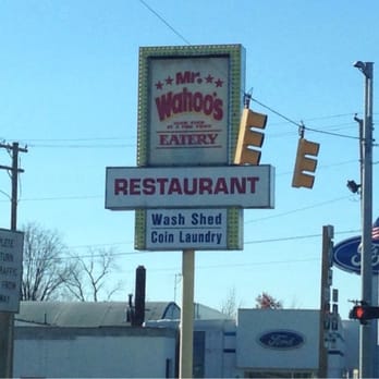 Mr. Wahoo's - Breakfast & Brunch Near Me - Dowagiac, Michigan