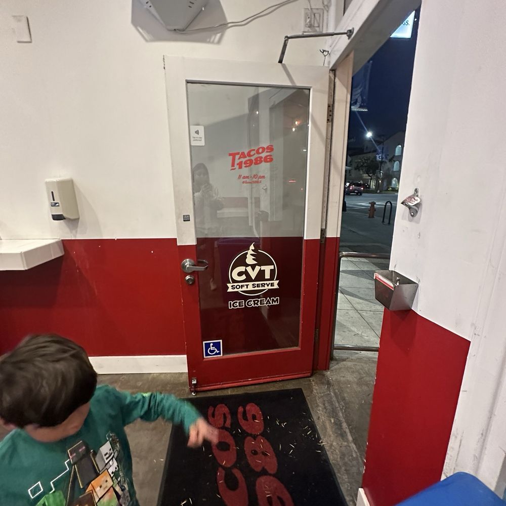 Tacos 1986 - Tacos Near Me - Burbank, California