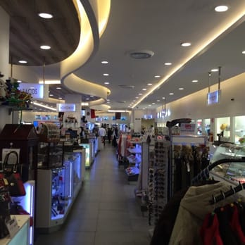 Restaurant Sanborns - Interior - Cafeteria Near Me - Monterrey, NLE Restaurant Sanborns - Interior - Cafeteria Near Me - Monterrey, NLE