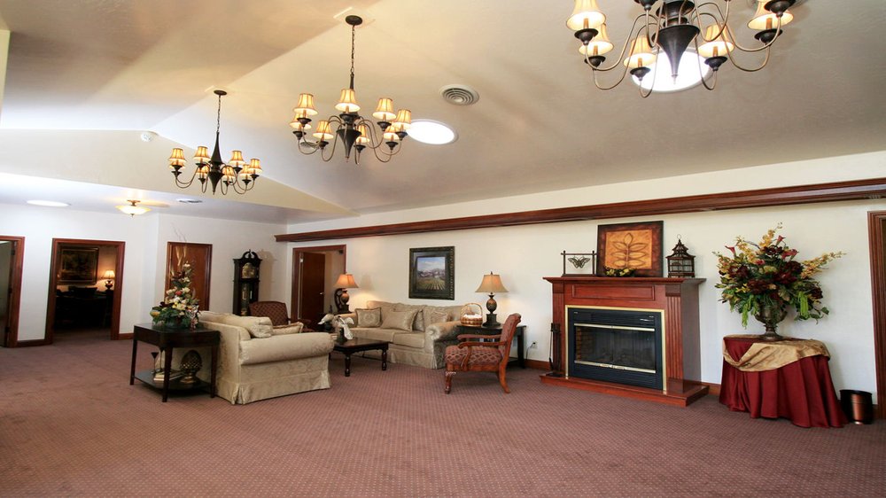 MILLER MEMORIAL CHAPEL Updated October 2024 14 Reviews 1120 W