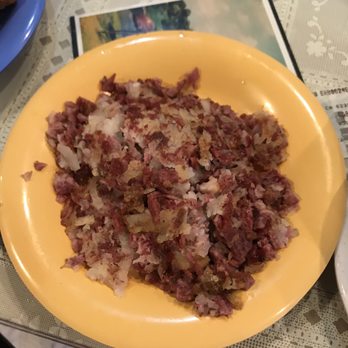 Pauline's - Corned beef hash - Diners Near Me - Chicago, Illinois