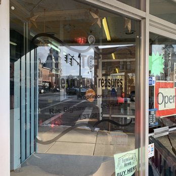 The Corner Treasures - Sign and Entrance - Used, Vintage & Consignment Near Me - Van Wert, Ohio