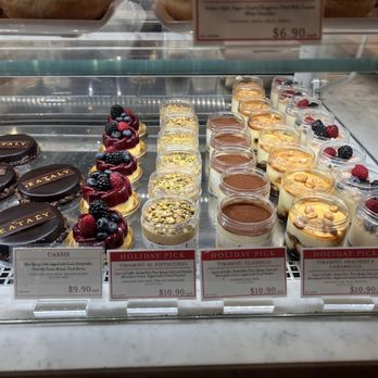 Eataly NYC Downtown - Grocery Near Me - New York, New York