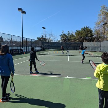 Borges Tennis Lessons - Ages 8-12 Group Class - Tennis Near Me - Folsom, California Borges Tennis Lessons - Ages 8-12 Group Class - Tennis Near Me - Folsom, California