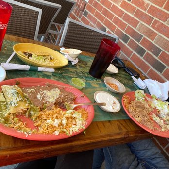 El Rey Azteca - Speedy gonzonalz and Chimichanga - Mexican Near Me - Whites Creek, Tennessee