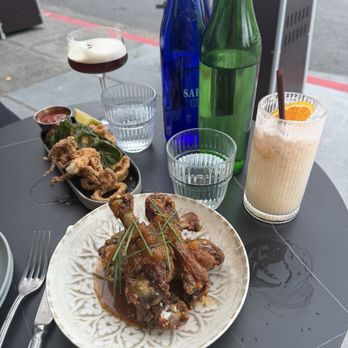 Corner Bar - Fried Calamari and Duck Winge L'Orange - Cocktail Bars Near Me - Mill Valley, California Corner Bar - Fried Calamari and Duck Winge L'Orange - Cocktail Bars Near Me - Mill Valley, California