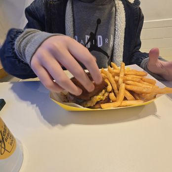Yeanie's - Diners Near Me - Boston, Massachusetts Yeanie's - Diners Near Me - Boston, Massachusetts
