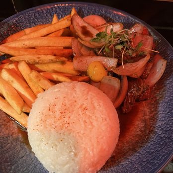 Nikitta Orlando - Lomo Saltado - Japanese Near Me - Orlando, Florida