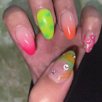 Elly Nails Spa - Right hand (mine) - Nail Salons Near Me - Tacoma, Washington