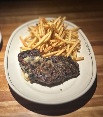 Houston's by null