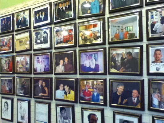 Famous Famiglia by null