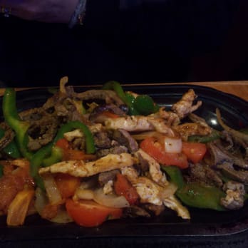 El Toro Mexican Restaurant - Sizzling fajitas at El Toro! Yum! - Mexican Near Me - Shakopee, Minnesota El Toro Mexican Restaurant - Sizzling fajitas at El Toro! Yum! - Mexican Near Me - Shakopee, Minnesota