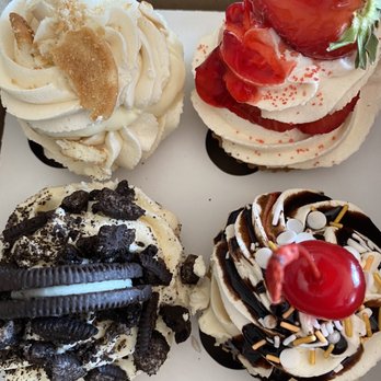 Little Miz Cupcake - Cupcakes - Custom Cakes Near Me - Philadelphia, Pennsylvania Little Miz Cupcake - Cupcakes - Custom Cakes Near Me - Philadelphia, Pennsylvania