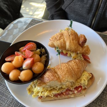 Cafe Lush - Croissant sandwich - Cafes Near Me - Albuquerque, New Mexico
