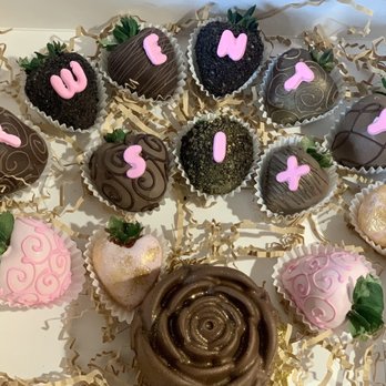 Dipped By Nisha - Patisserie/Cake Shop Near Me