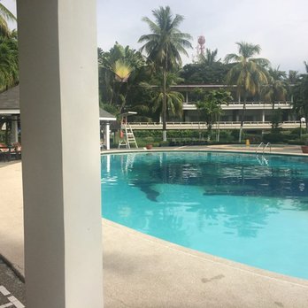 Waterfront Insular Hotel - Hotels Near Me - Lanang, DAS