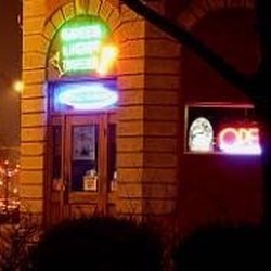 Green Light Tavern - The exterior