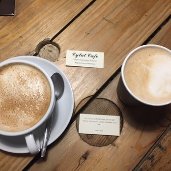 Cytat Cafe - Cappuccino + Flat white served with an inspirational quote - Cafes Near Me - Kraków, Massachusetts