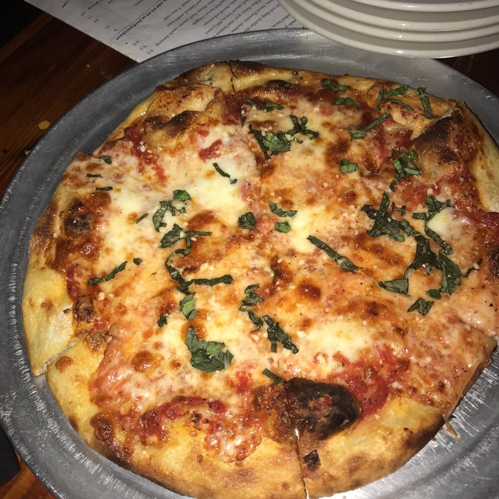 Bearfoot Tavern - Margarita pizza - Gastropubs Near Me - Macon, Georgia