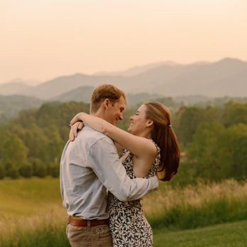 Jake McCormick Photography - surprise proposal with luxury picnic in the mountains of WNC - Session Photography Near Me Jake McCormick Photography - surprise proposal with luxury picnic in the mountains of WNC - Session Photography Near Me
