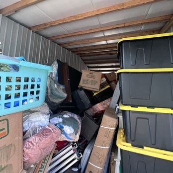 College Hunks Hauling Junk & Moving - Appleton - Movers Near Me - Appleton, Wisconsin