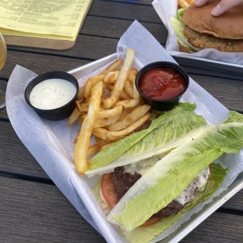 Beerhead Bar & Eatery - Tasty (but cold) burger and frozen French fries that did not taste fully cooked - Bars Near Me - Mason, Ohio