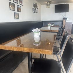 Kabob Station - Dining area