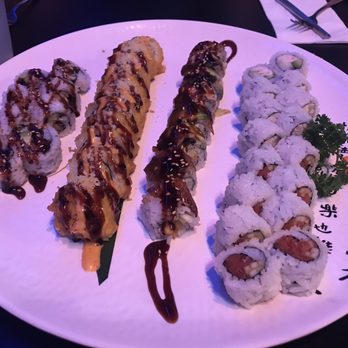 Shoyu Sushi - Left to right: eel, crunch, dragon, cali, spicy tuna - Sushi Bars Near Me - Bakersfield, California Shoyu Sushi - Left to right: eel, crunch, dragon, cali, spicy tuna - Sushi Bars Near Me - Bakersfield, California