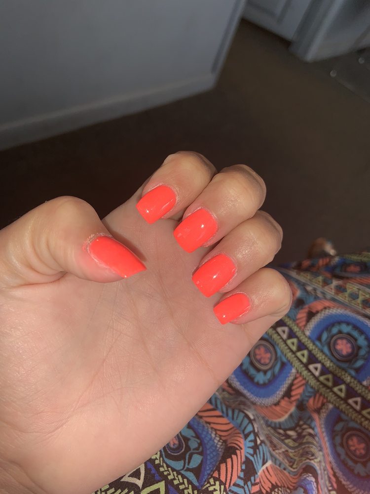 JASMINE’S NAIL SPA & BOUTIQUE Updated September 2024 56 W Lowder St