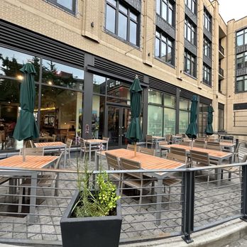 Lost Dog Cafe Alexandria - Outdoor seating - Bars Near Me - Alexandria, Virginia Lost Dog Cafe Alexandria - Outdoor seating - Bars Near Me - Alexandria, Virginia