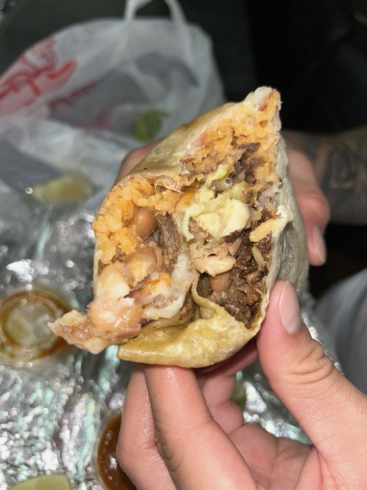 Taqueria Los Perrones