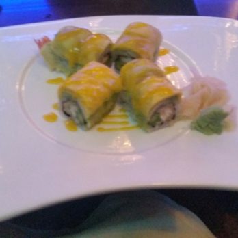 New Kanda - Hawaii Roll - Sushi Bars Near Me - Levittown, New York