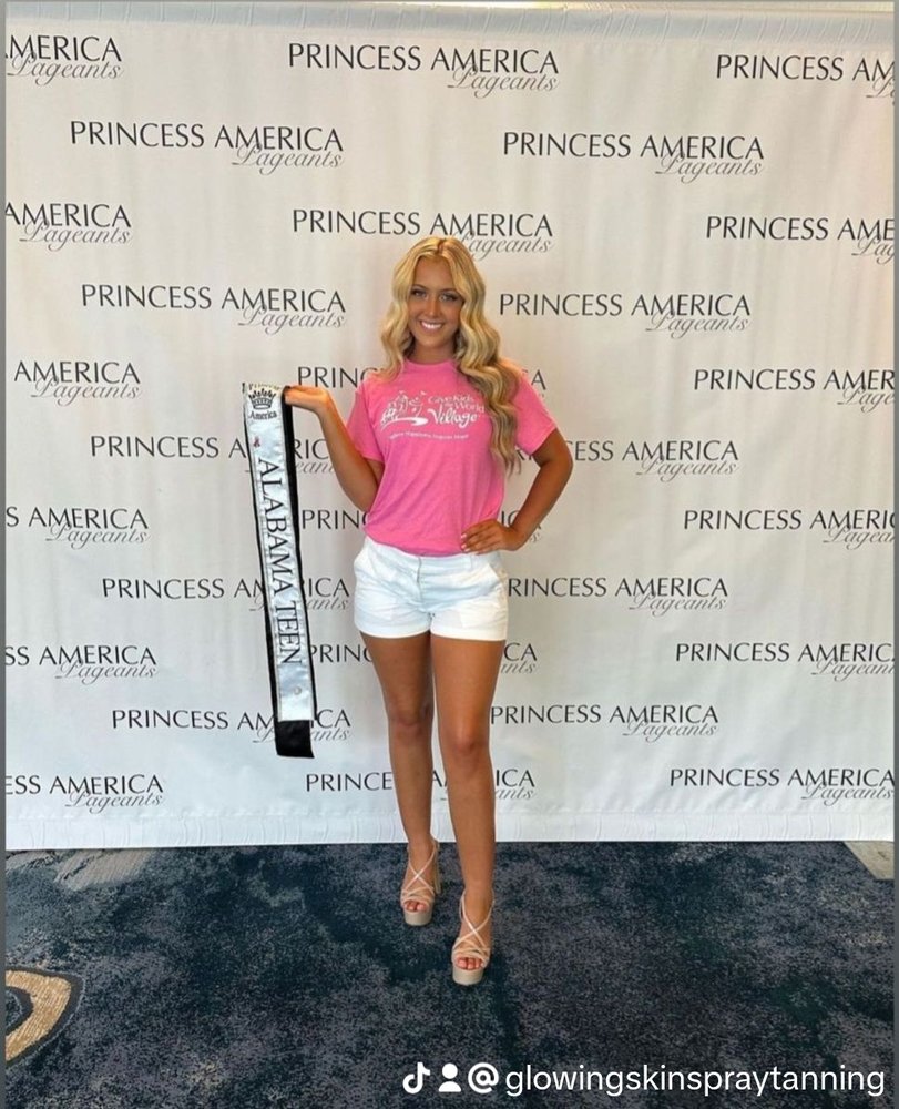 GLOWING SKIN MOBILE SPRAY TANNING Updated October 2024 41 Photos Orlando, Florida Spray