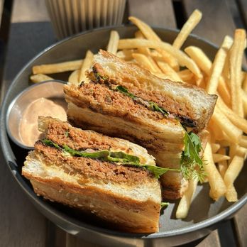 ESME - Coffee & Tea Near Me - Culver City, California ESME - Coffee & Tea Near Me - Culver City, California