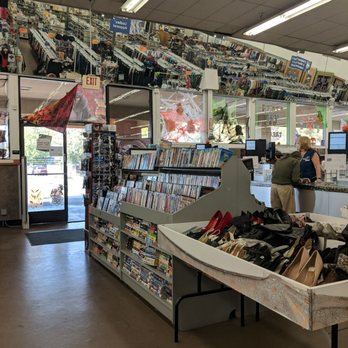 Goodwill Industries Sacramento Valley & Northern Nevada - Thrift Stores Near Me - Carmichael, California Goodwill Industries Sacramento Valley & Northern Nevada - Thrift Stores Near Me - Carmichael, California