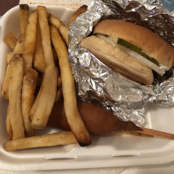 Cook Out - Quarter lb. burger tray - Fast Food Near Me - Lenoir, North Carolina